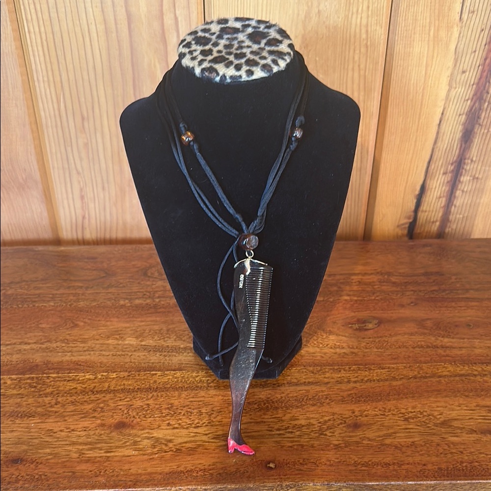 Elegant Black and Pink Necklace